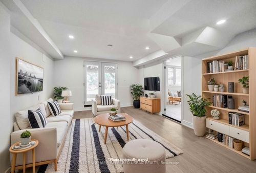 basement-1422 Summerhill Cres, Oakville, ON, L6H6E4 | Card Image