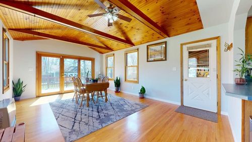 42 Shady Ln, Colchester, VT, 05446-6749 | Card Image