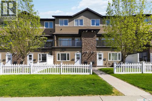 803-110 Shillington Cres, Saskatoon, SK, S7M3Z8 | Card Image