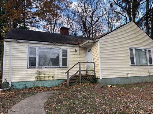 1306 Beatty Ave, Cambridge, OH, 43725-2518 | Card Image