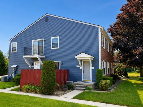 23406 N Rockledge, Novi, MI, 48375-3755 | Card Image