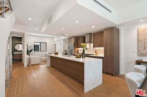 3803 Verona St, Los Angeles, CA, 90023-2428 | Card Image