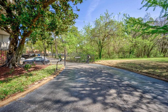 APT-109 - 1960 N Parkway, Condo with 2 bedrooms, 2 bathrooms and null parking in Memphis TN | Image 26