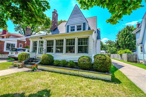 212 Wiltshire Blvd, Oakwood, OH, 45419-2634 | Card Image