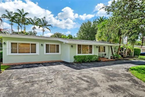 15705 Sw 88th Ct, Palmetto Bay, FL, 33157-2028 | Card Image