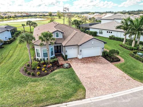 9604 Everglades Dr, NAPLES, FL, 34120-1990 | Card Image