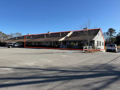 714 Route 6a, Yarmouth Port, MA, 02675-2000 | Card Image