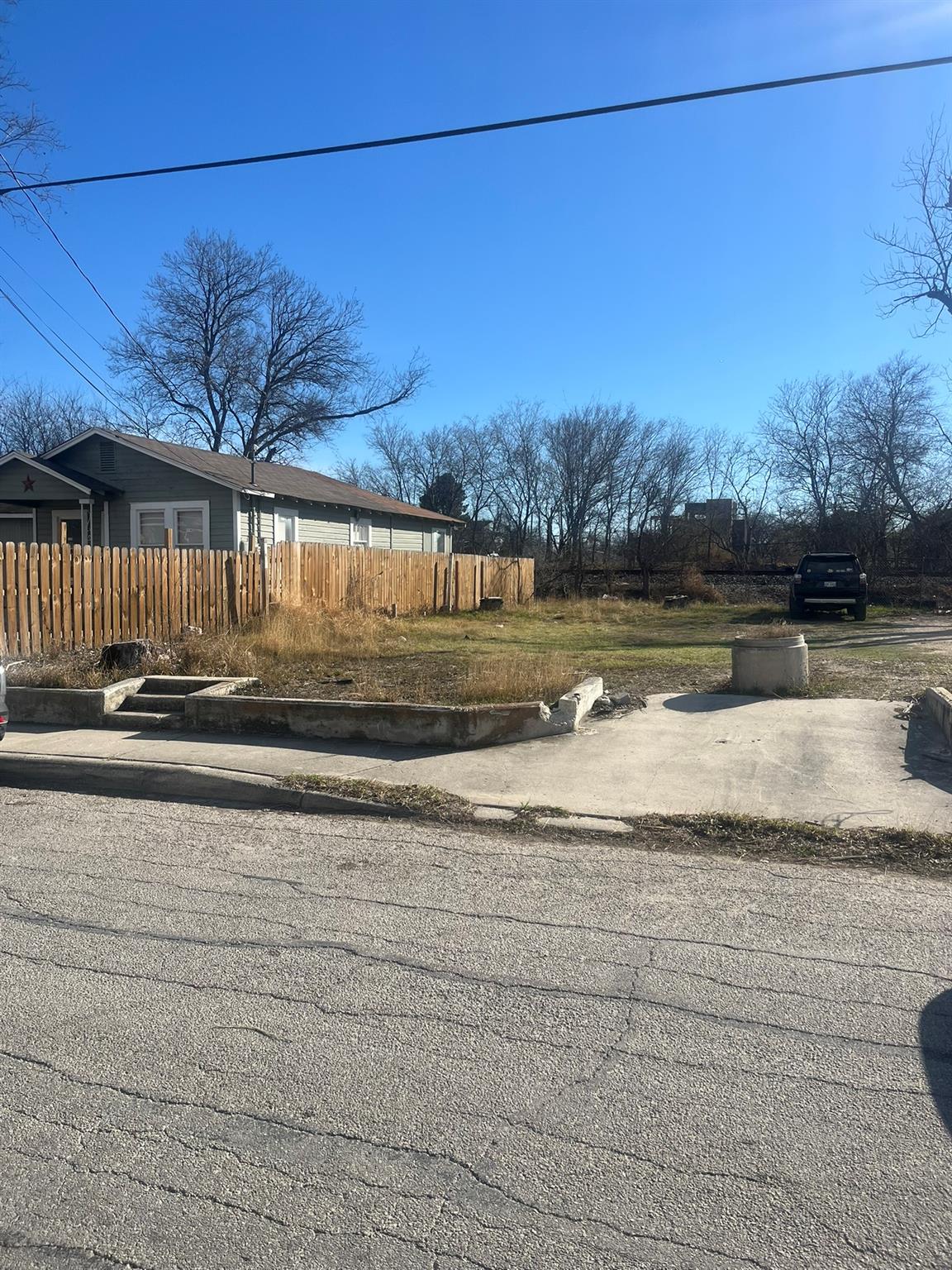 Land in San Antonio