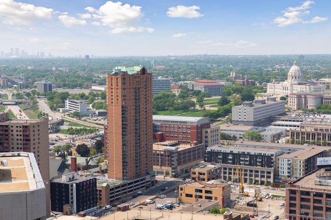 UNIT-1002 - 78 10 Th St E, Condo with 2 bedrooms, 1 bathrooms and null parking in Saint Paul MN | Image 4