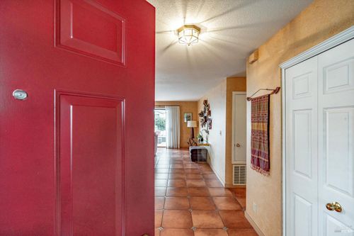 554 7th Street W, Sonoma, CA, 95476 | Card Image