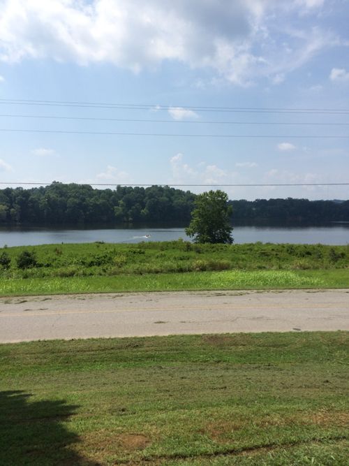 196 Wildlife Rd, Dover, TN, 37058-6127 | Card Image