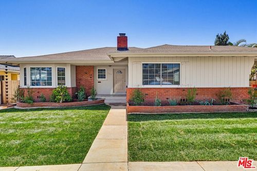 10519 S 3rd Ave, Inglewood, CA, 90303-1732 | Card Image
