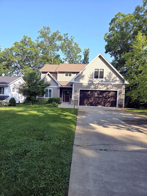 10582 Delihant Rd, Three Rivers, MI, 49093-8517 | Card Image