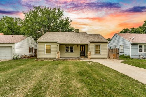 1127 S Minneapolis Ave, Wichita, KS, 67211-2729 | Card Image