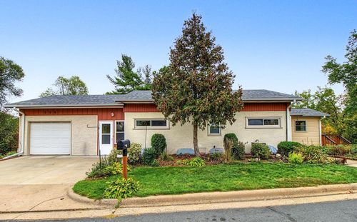 556 Turin Ave, South Saint Paul, MN, 55075-1658 | Card Image
