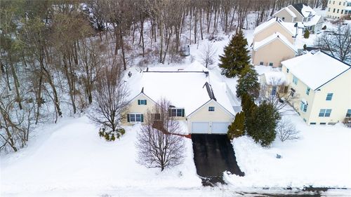 15 Jessica Ln, South Kingstown, RI, 02879-1887 | Card Image