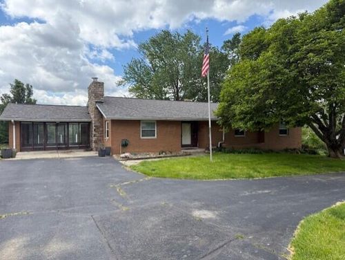 8165 Busey Rd, Pickerington, OH, 43147-8538 | Card Image