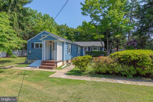446 Clearview Ave, FEASTERVILLE TREVOSE, PA, 19053-3323 | Card Image