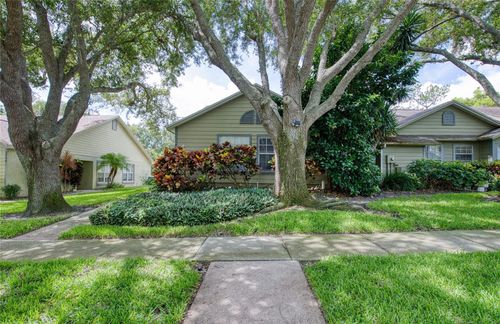2390 Bentley Dr, Palm Harbor, FL, 34684-1800 | Card Image