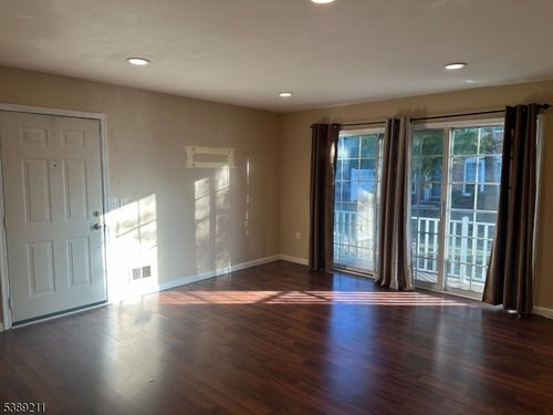 480 Witney Ct, North Brunswick, NJ, 08902-4244 | Card Image