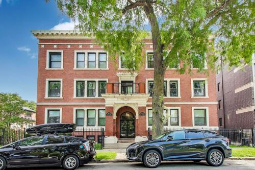g-3735 S Lake Park Ave, CHICAGO, IL, 60653-2002 | Card Image