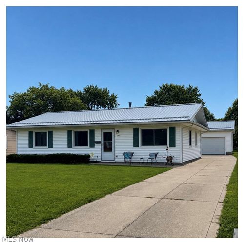 490 Myra Dr, Chardon, OH, 44024-1430 | Card Image