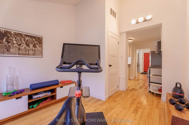 98 Edwin Ave, House attached with 2 bedrooms, 2 bathrooms and 1 parking in Toronto ON | Image 15