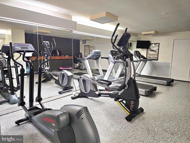 UNIT-1410 - 5340 Holmes Run Pkwy, Condo with 1 bedrooms, 1 bathrooms and null parking in ALEXANDRIA VA | Image 34