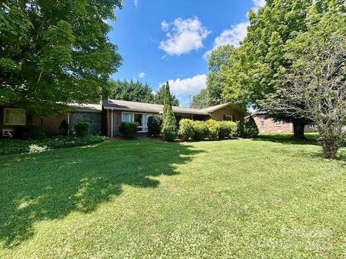 a-2308-A Hickory Blvd Sw, Lenoir, NC, 28645-8981 | Card Image