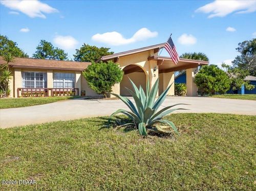 5 Clark Ln, Palm Coast, FL, 32137-8140 | Card Image