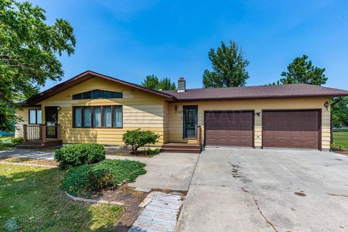 142 6 Street, Grandin, ND, 58038 | Card Image
