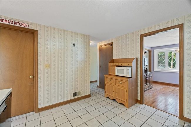 Kitchen | Image 10