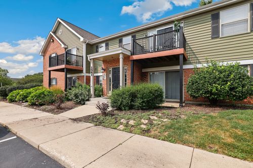 102-1561 Raymond Dr, Naperville, IL, 60563-9705 | Card Image