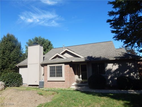 500 Dottie Ct, Tallmadge, OH, 44278-3622 | Card Image