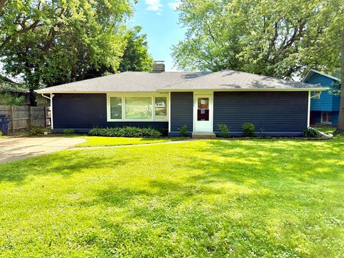 33517 N Greentree Rd, Grayslake, IL, 60030-1947 | Card Image