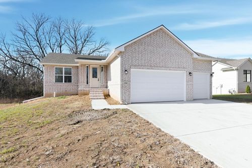 1543 S Meadowhaven St, Andover, KS, 67002-7703 | Card Image