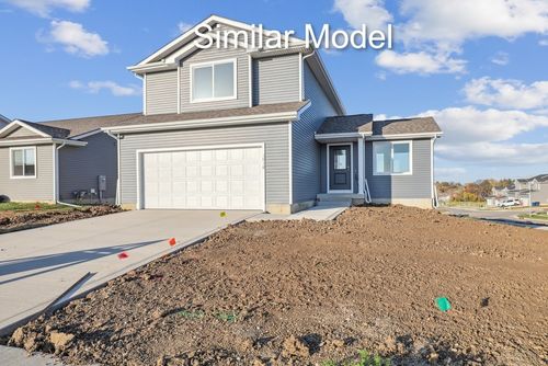 551 Nw Cherrywood Lane, Grimes, IA, 50111 | Card Image