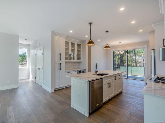 109 - 1217 Manzanita Pl, House other with 4 bedrooms, 4 bathrooms and 4 parking in Nanaimo BC | Image 24
