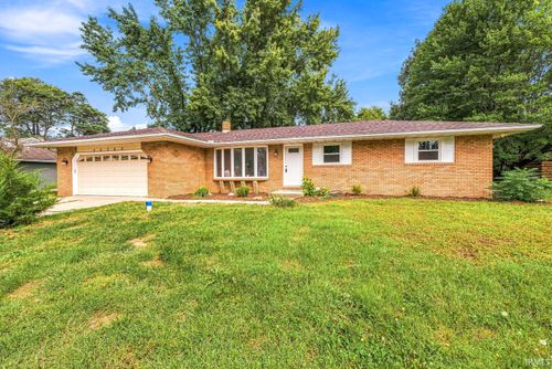 15747 Wagon Wheel N, Granger, IN, 46530-8771 | Card Image