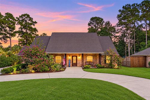1335 Tallow Cir, Sour Lake, TX, 77659-3209 | Card Image