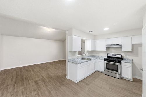 2204 Donahue Ln, Austin, TX, 78744-1920 | Card Image