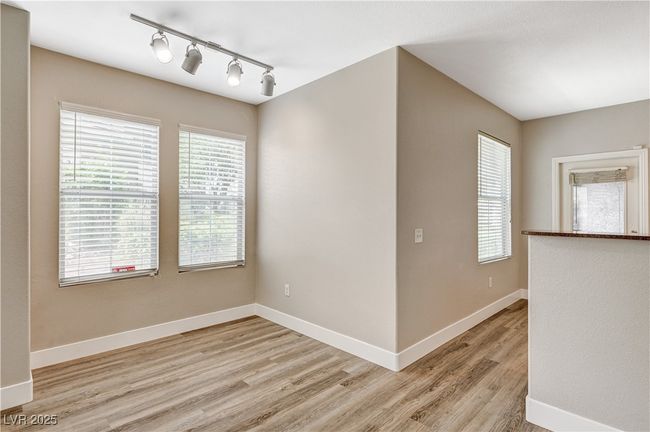 UNIT-1341 - 10001 Peace Way, Condo with 3 bedrooms, 2 bathrooms and null parking in Las Vegas NV | Image 8