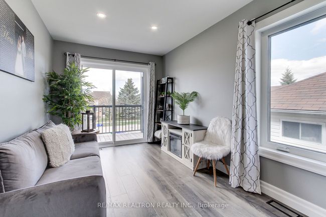 169 King St, House other with 4 bedrooms, 3 bathrooms and 6 parking in Mount Albert ON | Image 15