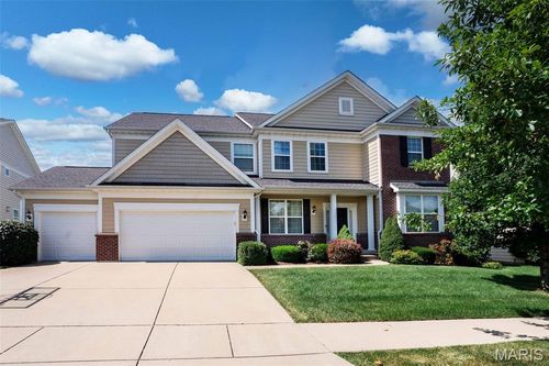 325 Oak Stand Path, Chesterfield, MO, 63005-1298 | Card Image