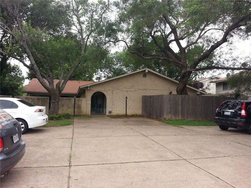 c-1724 W Sanford St, Arlington, TX, 76012-4542 | Card Image