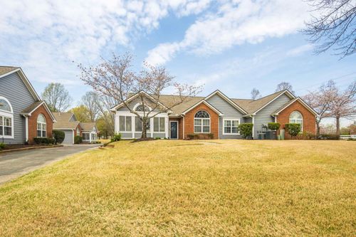 253 Oak Bluff Ln, Collierville, TN, 38017-8798 | Card Image