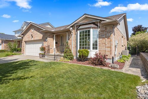 320 Mcgarrell Dr, London, ON, N6G5E9 | Card Image