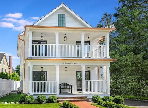 98 Lewis St, Greenwich, CT, 06830-6631 | Card Image