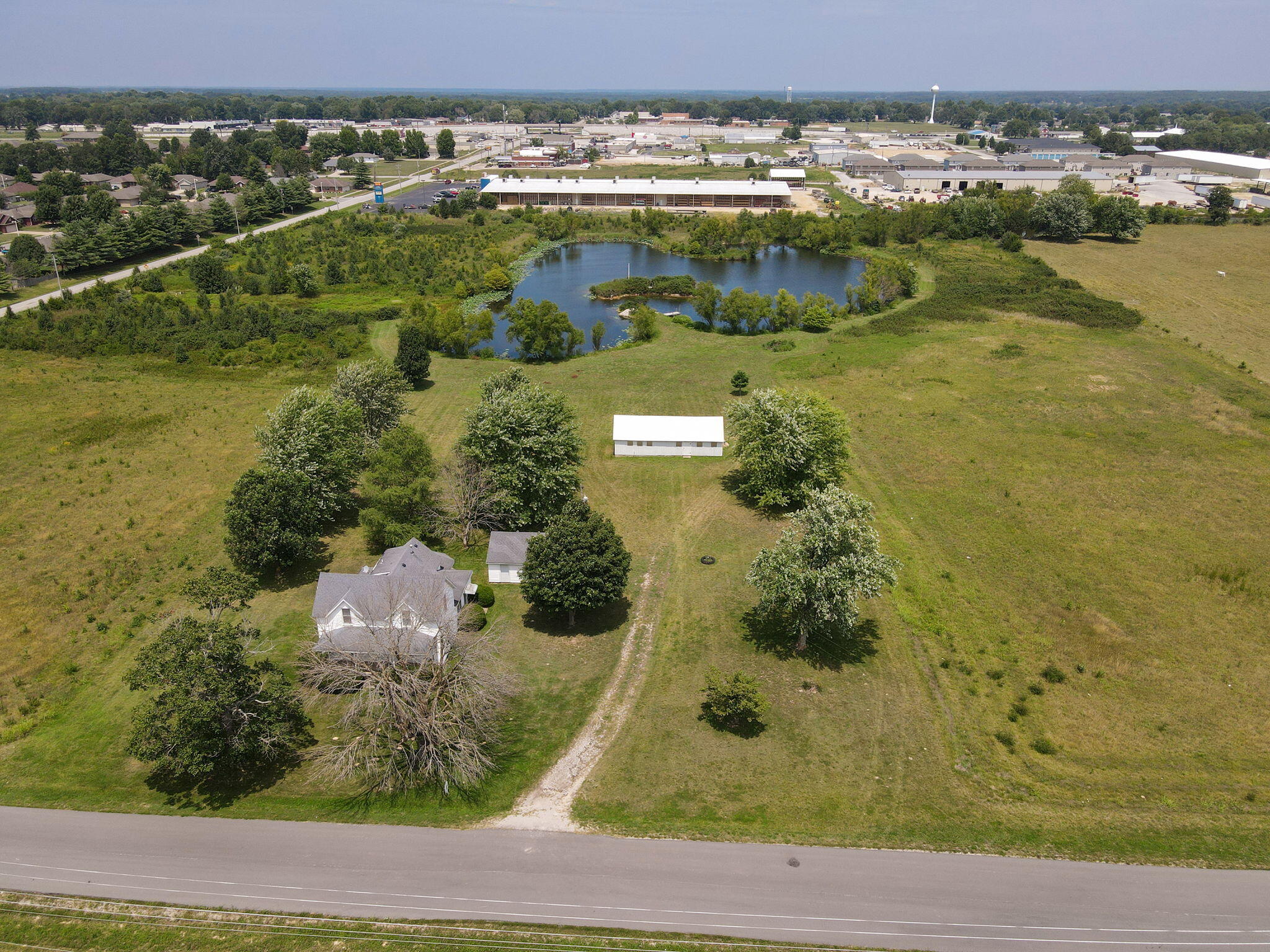 Old Buggy Rd, Rogersville, MO 65742
