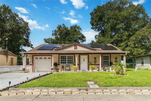 1530 Guinyard Way, ORLANDO, FL, 32805-4212 | Card Image